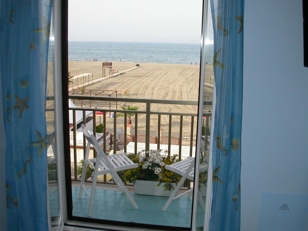 マルゲリータ・ディ・サヴォイア Le Nereidi Beb Bed & Breakfast 部屋 写真